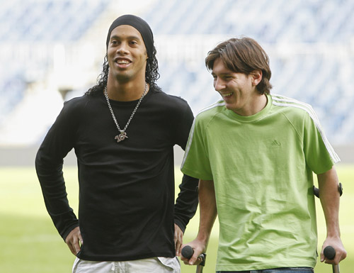 意媒：卢卡库已经在健身房单独训练，预计意超杯半决赛复出