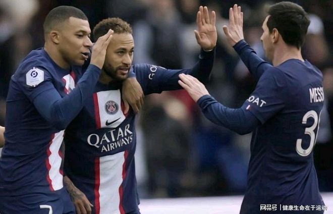 陕西联合祝贺国安夺冠：足球因竞技而精彩，因同行而温暖（陕西联合致贺国安夺冠：足球因对决更精彩，因同行更温暖）