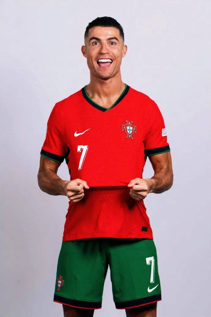 U17女足张克璨：外国球员看着比视频里壮，我们对抗吃亏太多