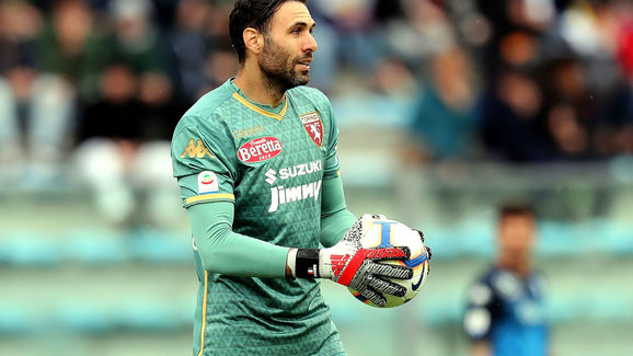 记者：蒯纪闻左臂疑似骨裂，刘浩帆膝盖内侧副韧带出现伤病