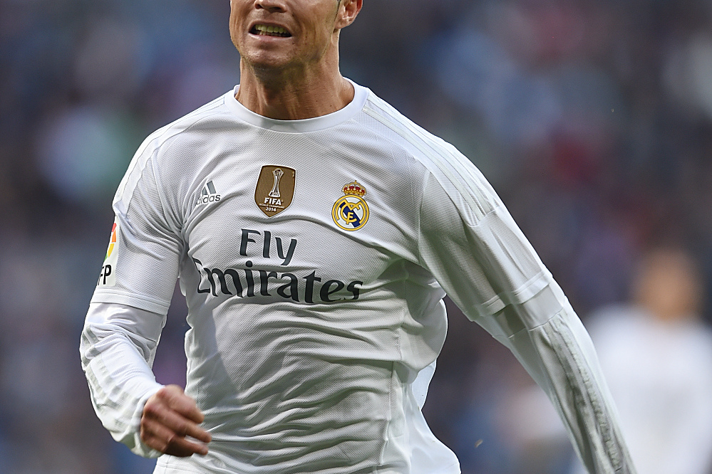 热闻｜达洛特破门，曼联1-1平西汉姆联反超利物浦升英超第八（快讯：达洛特建功，曼联1-1战平西汉姆，力压利物浦升至英超第八）