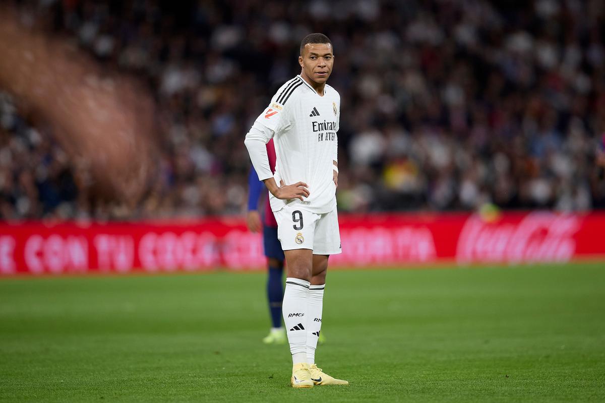 博主：梅西不是突然造访诺坎普的，阿根廷队正在西班牙集训