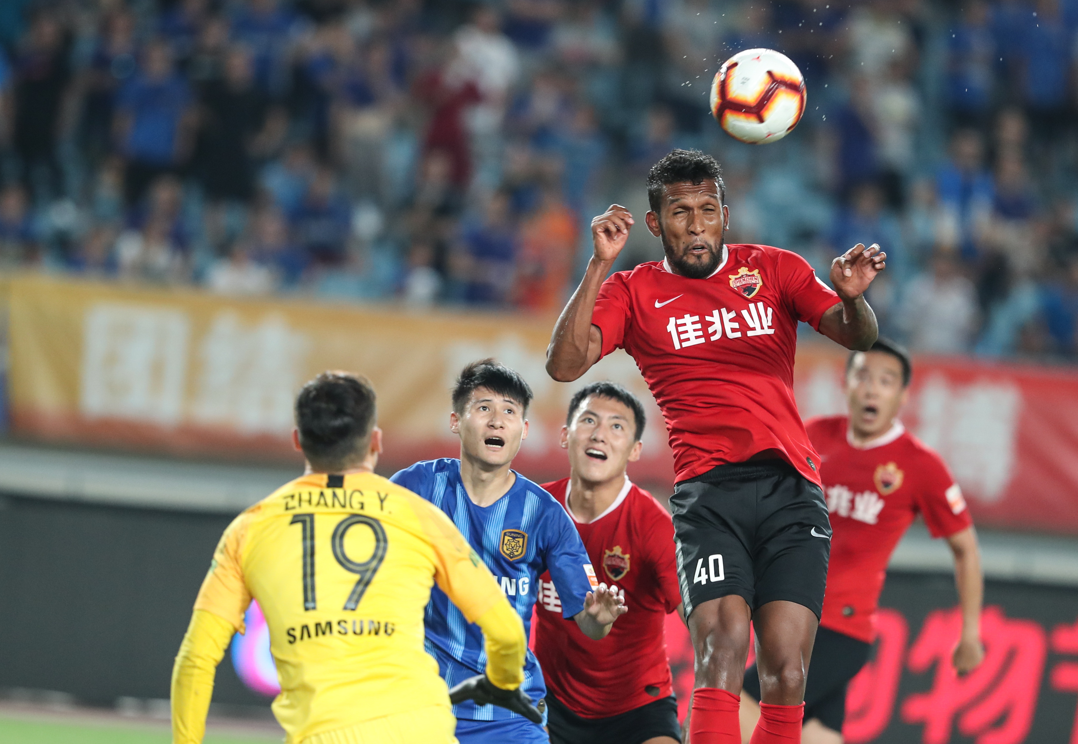 创造历史！新加坡队史首度以非东道主身份打入亚洲杯正赛（队史突破：新加坡首次以非东道主身份晋级亚洲杯正赛）