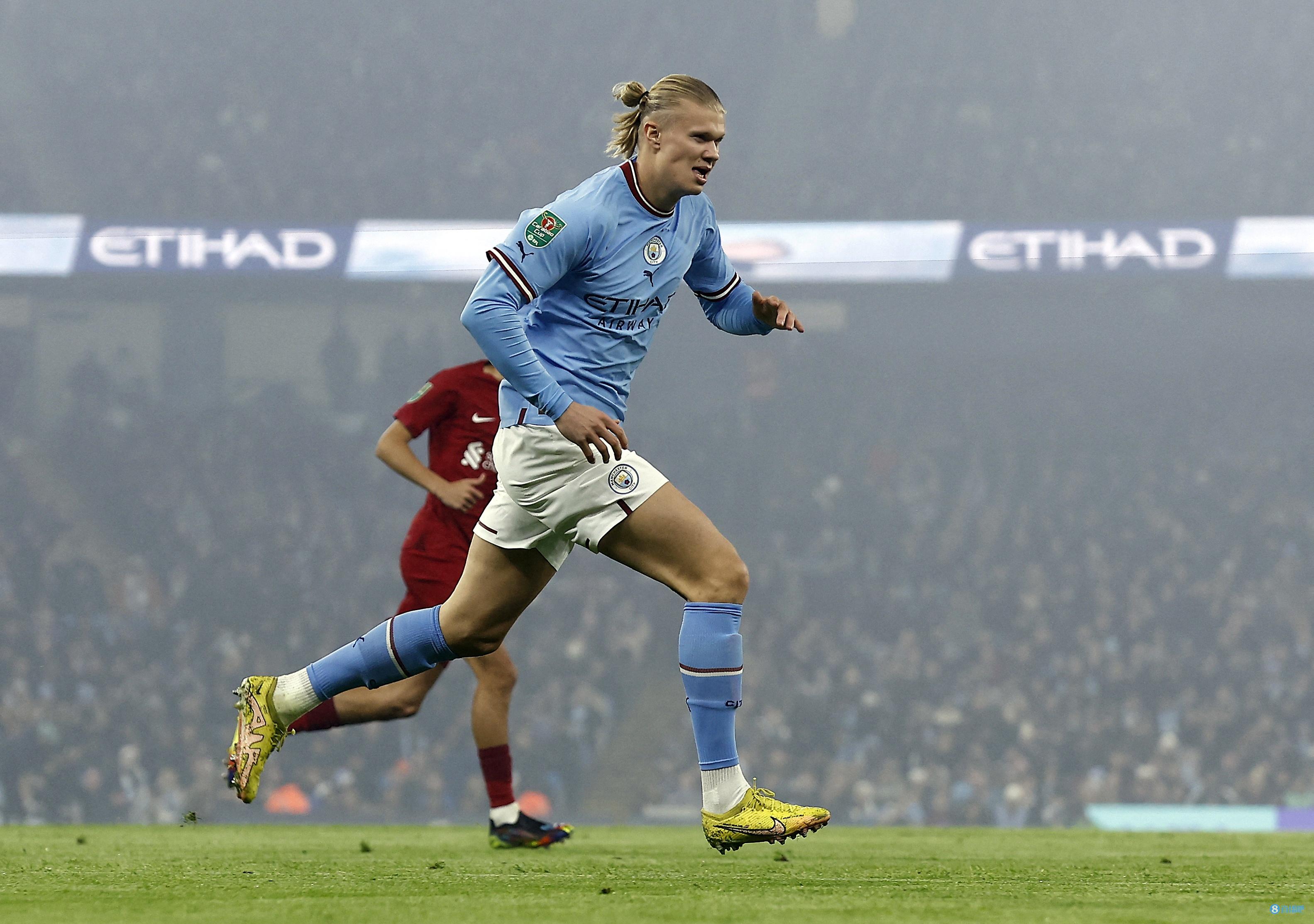 曼联1-1西汉姆联，拉齐奥1-0米兰，英超低谷期持续。