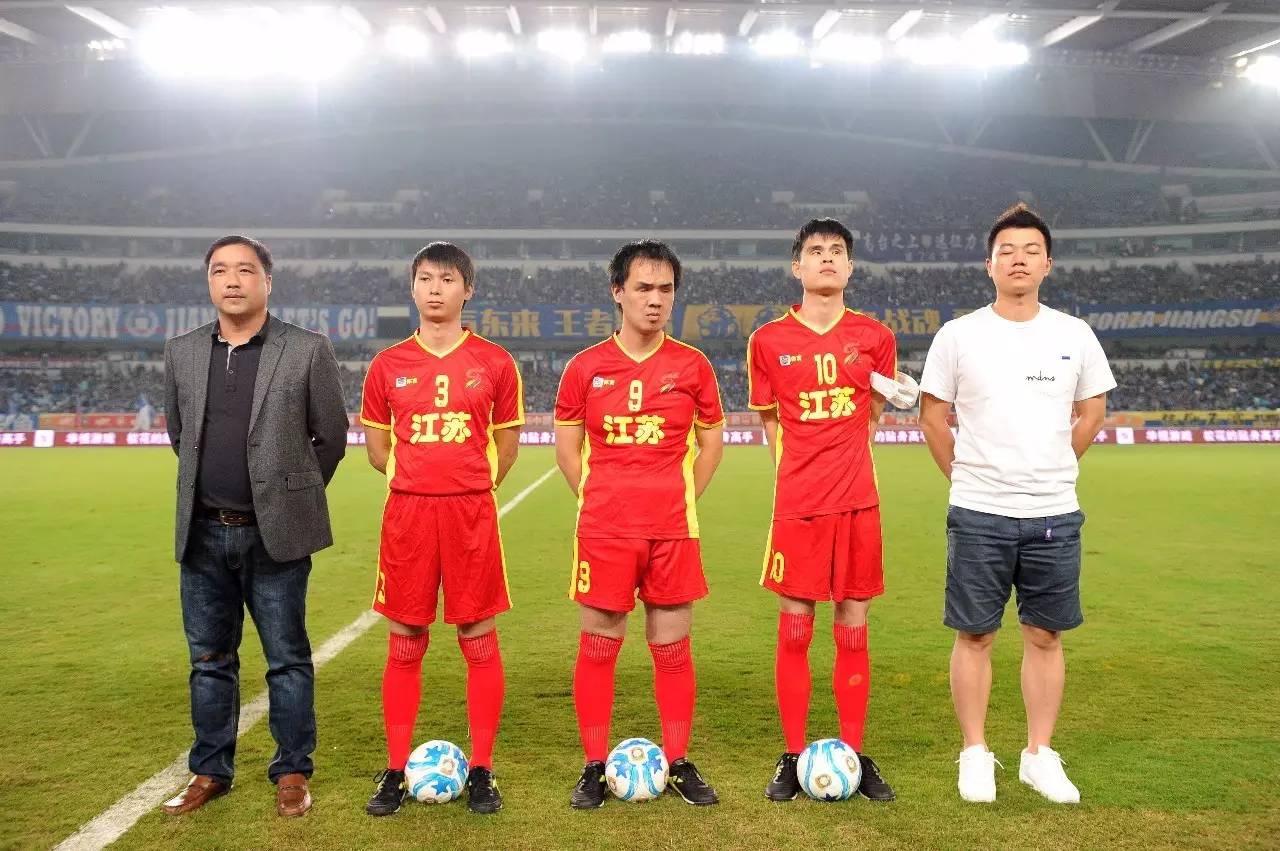 国际米兰大胜科莫，展现强劲势头