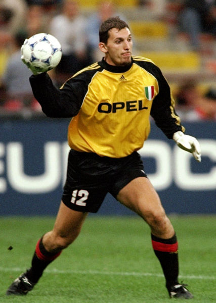 科尔：无论库明加走还是留，都希望他兑现自己的最高天赋