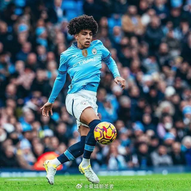 官方：赵博和王国明共同当选中超9／10月最佳守门员