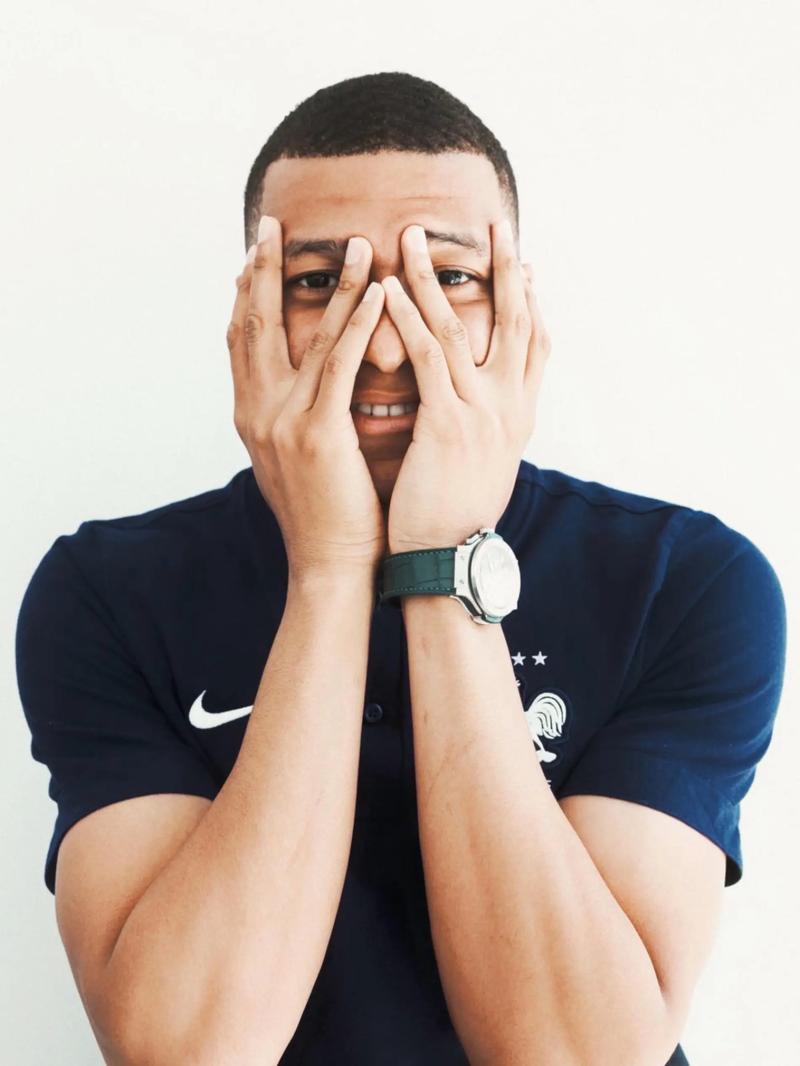 米兰旧将：迈尼昂是意甲最强门将，他不会受合同影响