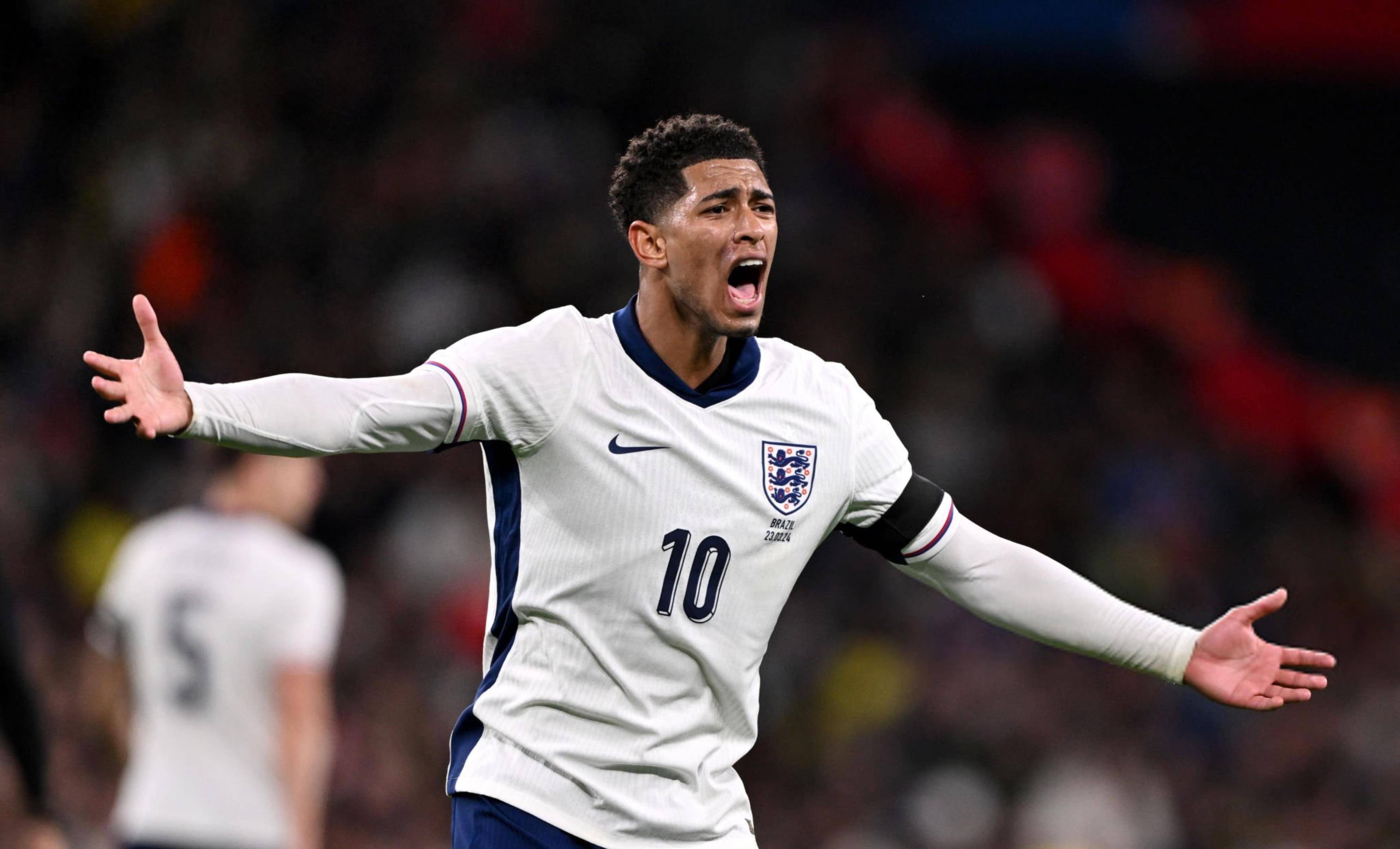 北青：邵佳一善学谦逊沟通强；有球员表态愿意主动争取归队