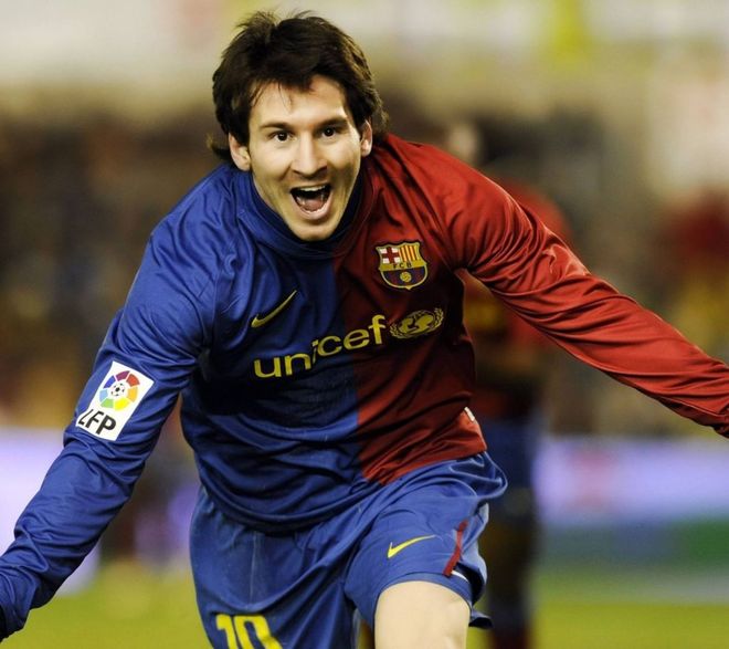 罗马诺：埃利奥特预计会回利物浦，利物浦将与维拉进行协商（罗马诺：埃利奥特有望回归利物浦，俱乐部将与维拉展开谈判）