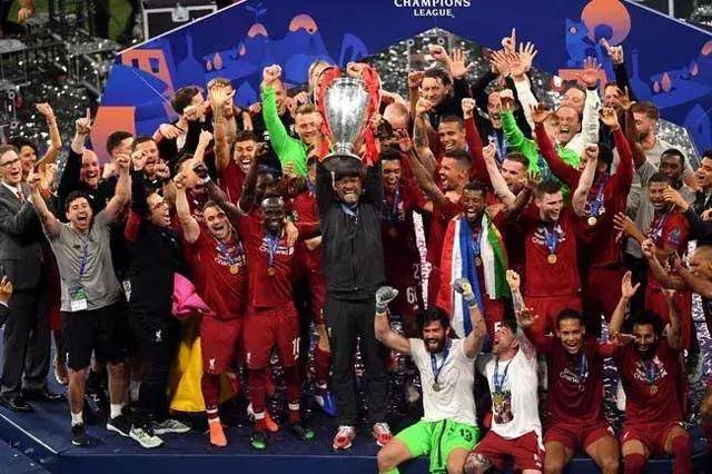 武磊：夺冠须要感谢球迷们，三连冠是对他们最好的回报